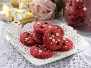 lam banh quy Red Velvet