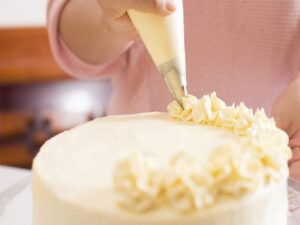 cach trang tri banh kem