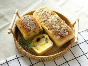 cach lam banh mi dua nho kho