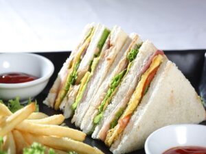 lich su ra doi banh sandwich